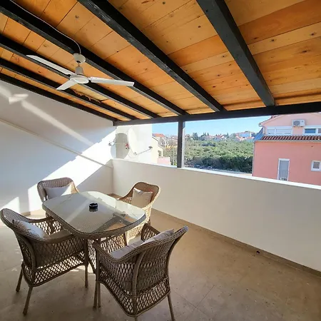 Rosa Zadar