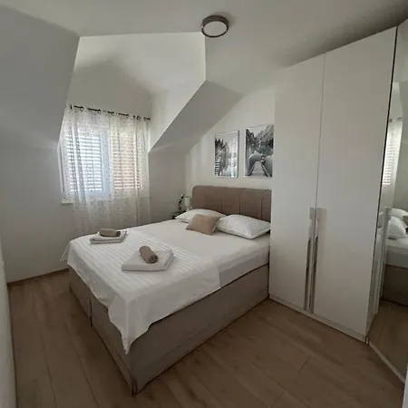 Apartment Rosa *