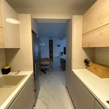 Rosa Apartment *
